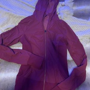 Lululemon reservable jacket